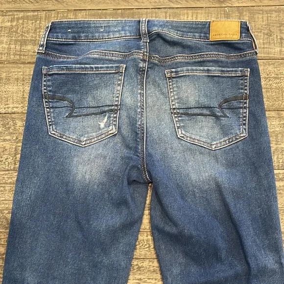 💙NWOT Am Eagle Super stretch Butter Soft lightly distressed Jegging Jeans 💙 - Picture 3 of 9